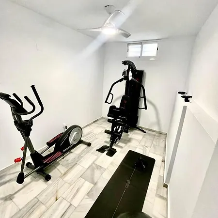 Apartment Historical Centre! Private Terrace & Gym-near Public Parking Malaga