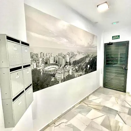 Historical Centre! Private Terrace & Gym-near Public Parking *