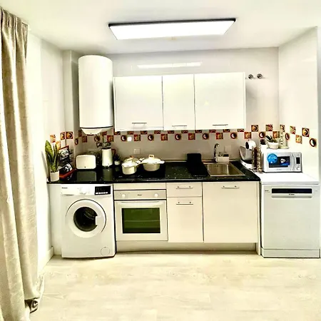 Historical Centre! Private Terrace & Gym-near Public Parking * Malaga
