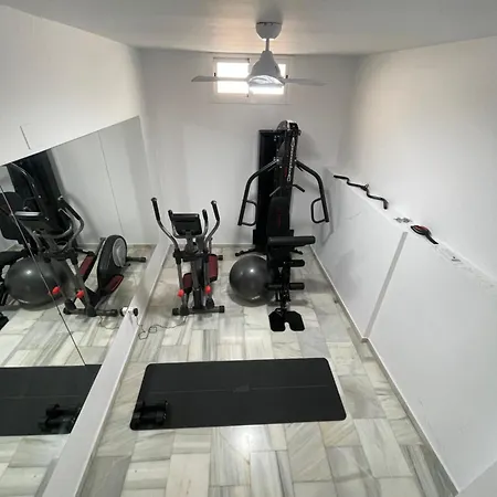 Historical Centre! Private Terrace & Gym-near Public Parking Apartment